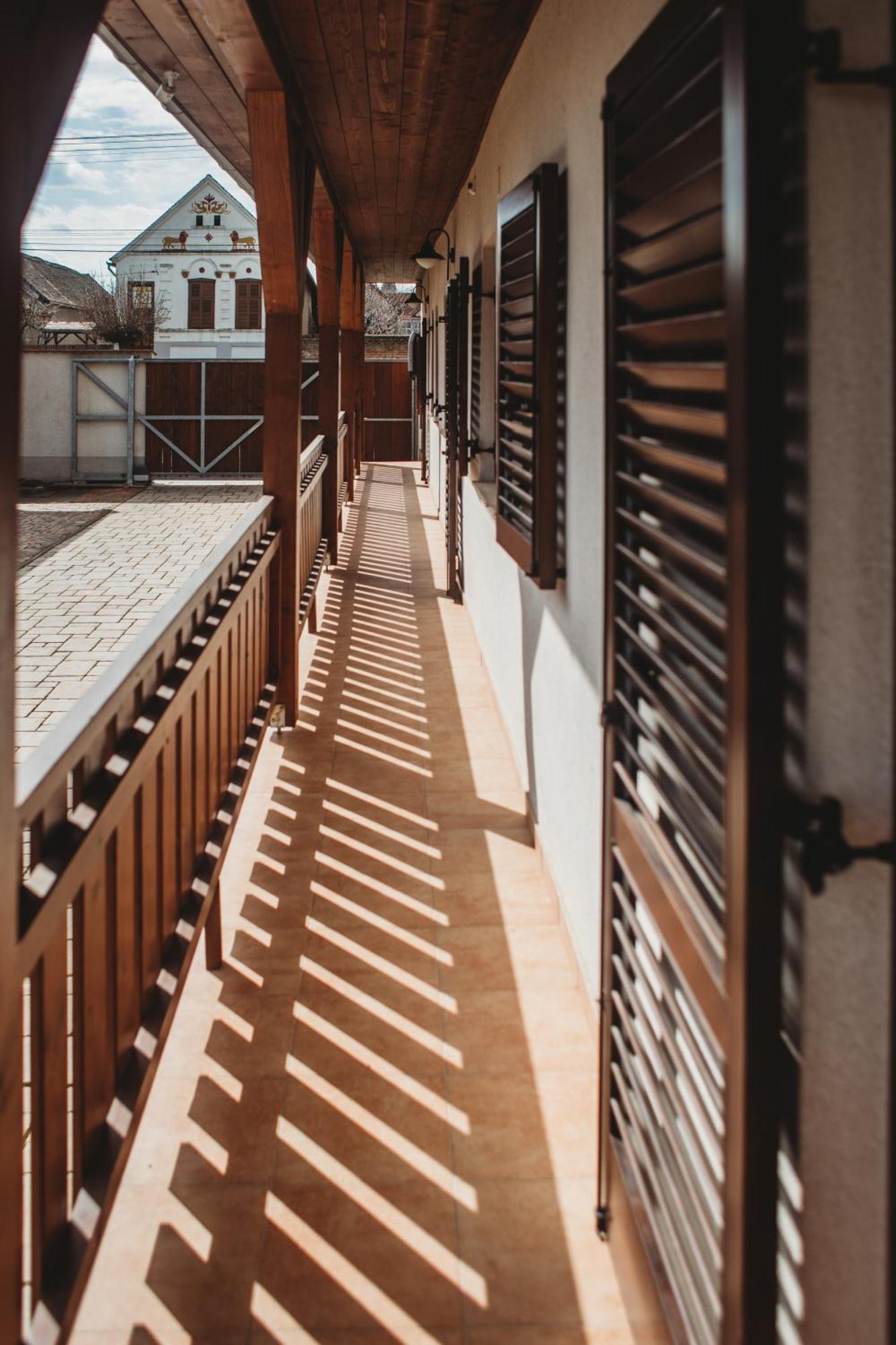 Maushaus Hotel Vemend ภายนอก รูปภาพ